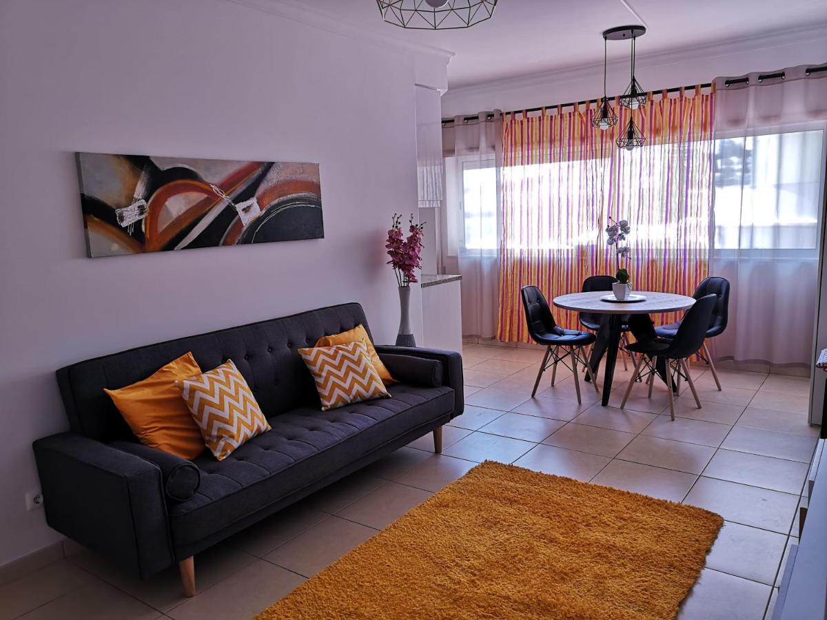 Armacao De Pera Praia Mar Sol Exterior photo